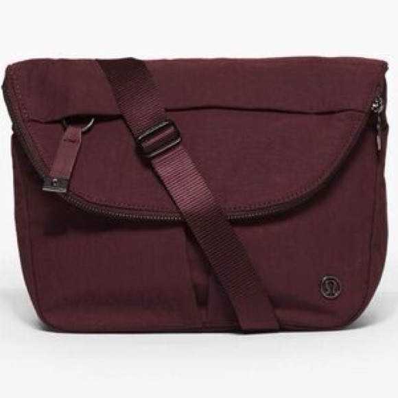 Lululemon All Night Festival Bag Burgundy Discontinued Fold over Crossbody - Picture 1 of 14